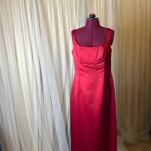 Donna Ricco/ Color: Wine Red / Size 10